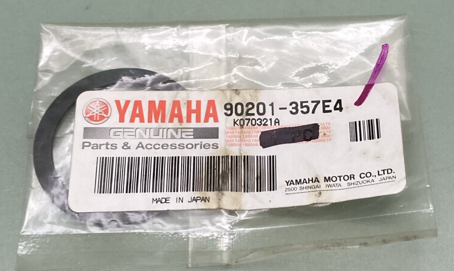NEW GENUINE YAMAHA 90201-357E4 CRANKSHAFT PISTON Washer, Plate