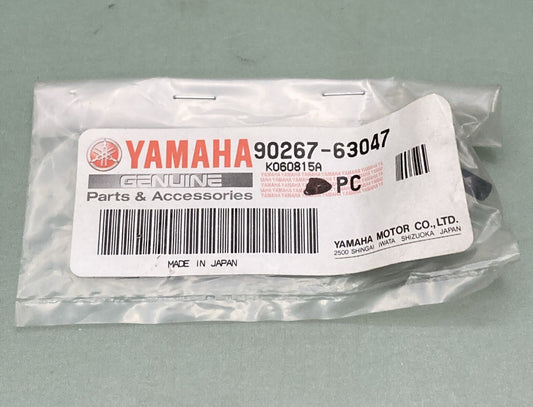 NEW GENUINE YAMAHA 90267-63047 Rivet, Blind