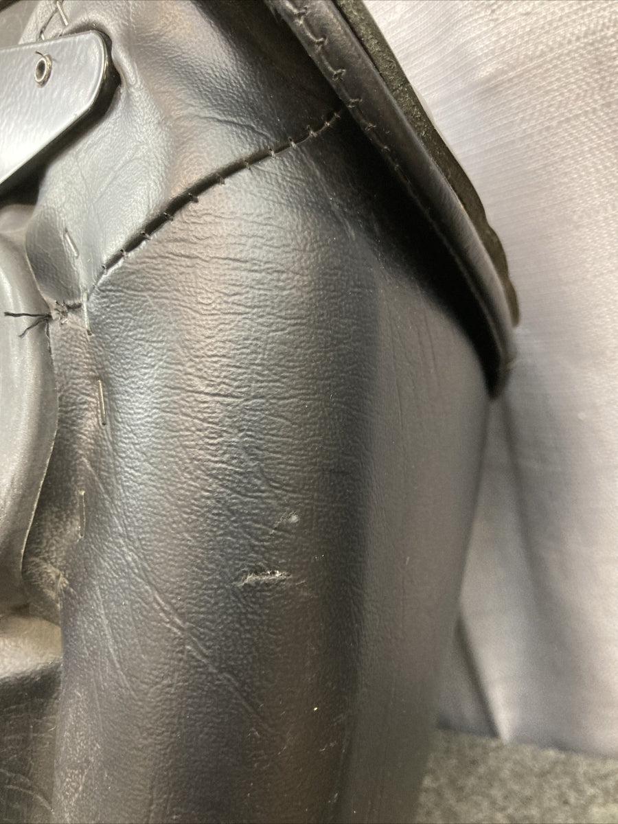 GENUINE Victory 2878328 LH Black Cross Series Deluxe Soft Saddlebag