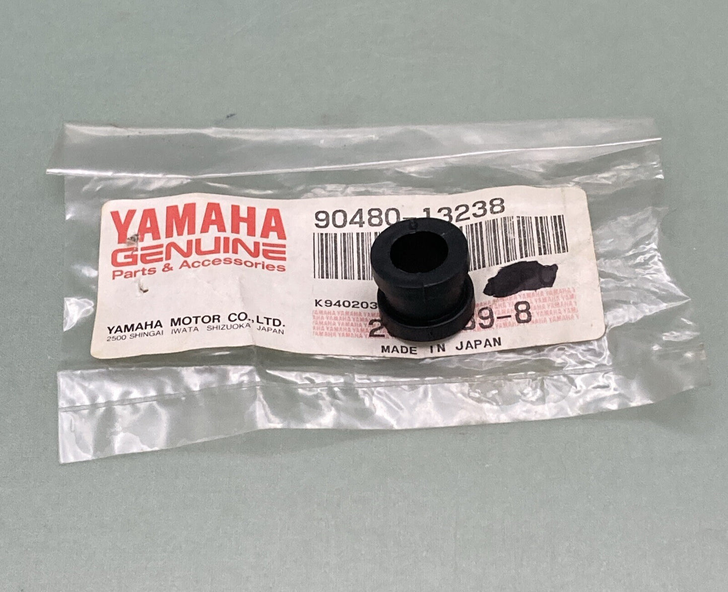 QTY 2 NEW GENUINE YAMAHA 90480-13238 OIL TANK Grommet