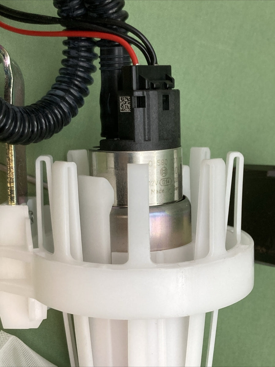 NEW GENUINE BMW 16 14 8 357 969-01 FUEL PUMP ASSY Hexhead Models R1200 2011-16