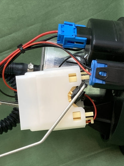 NEW GENUINE BMW 16 14 8 357 969-01 FUEL PUMP ASSY Hexhead Models R1200 2011-16