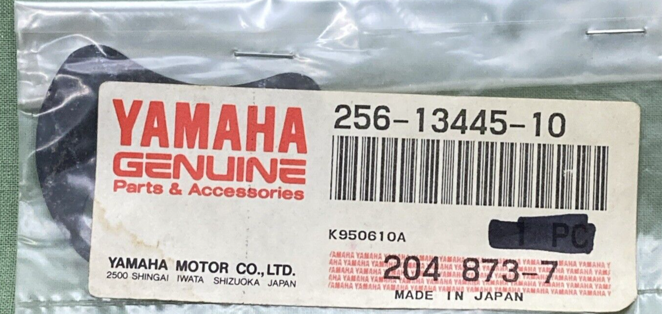 QTY 2 NEW GENUINE YAMAHA 256-13445-10 OIL PUMP Gasket, Element
