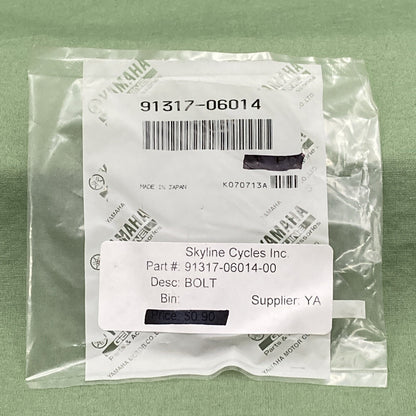 QTY 2 NEW GENUINE YAMAHA 91317-06014 EXHAUST Bolt