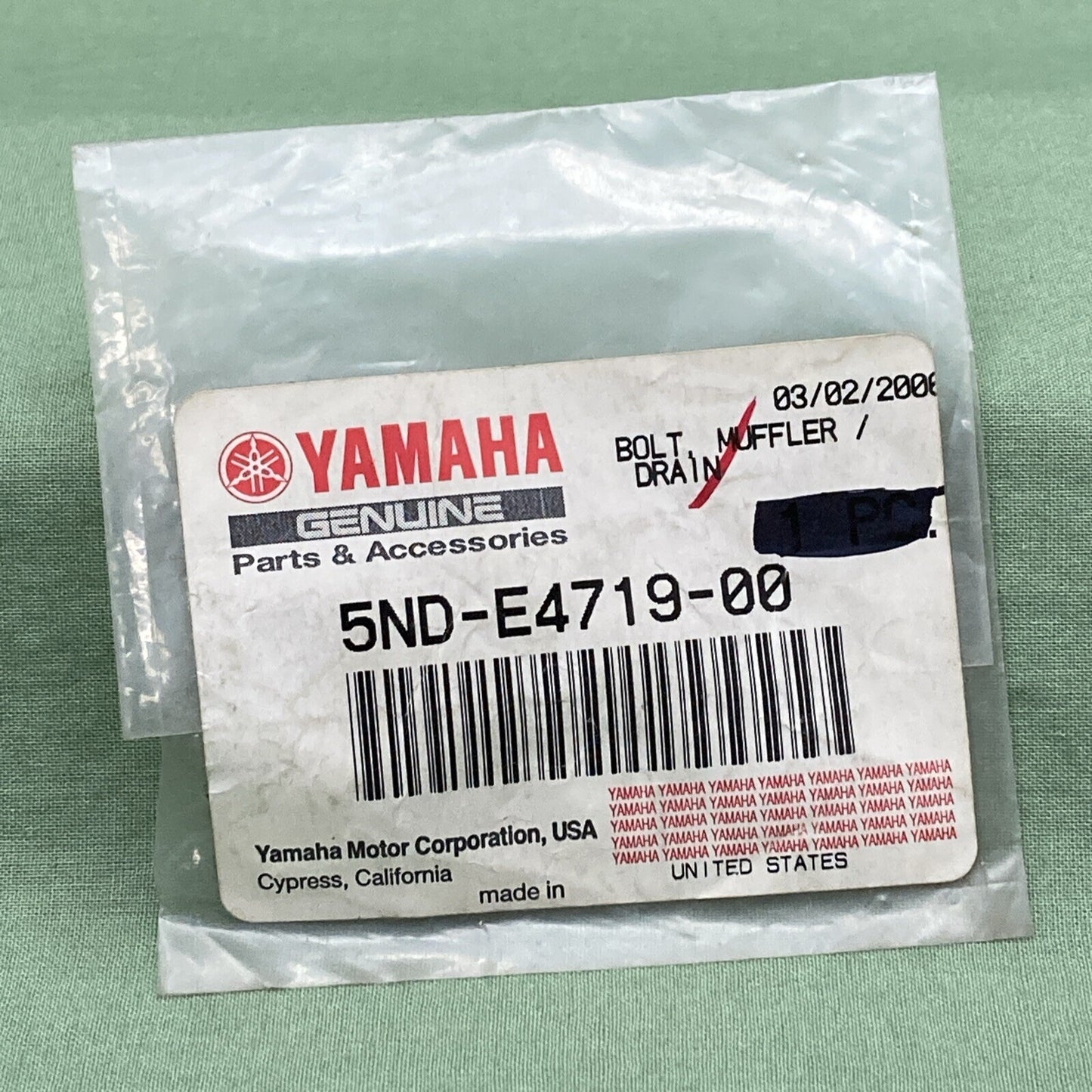 NEW GENUINE YAMAHA 5ND-E4719-00 EXHAUST Bolt, Muffler / Drain