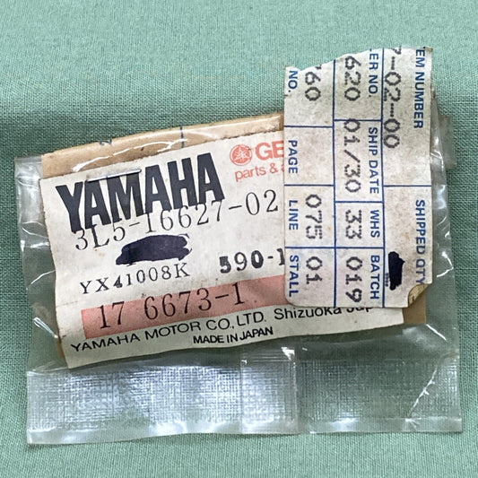 NEW GENUINE YAMAHA 3L5-16627-02 Spring, Clutch Weight 2