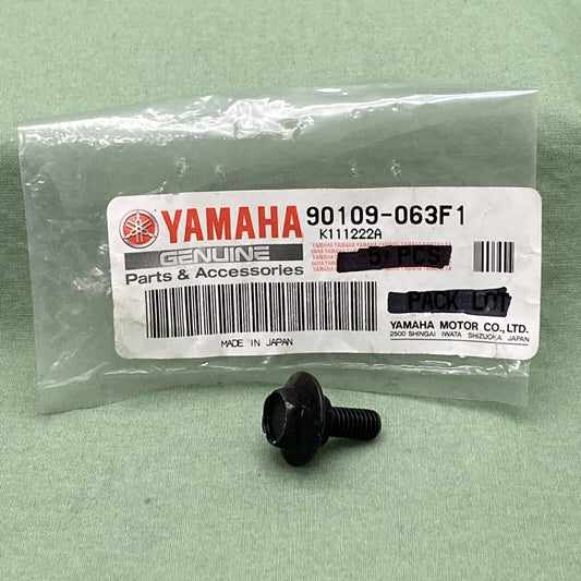 NEW GENUINE YAMAHA 90109-063F1 SEAT - CARRIER  Bolt