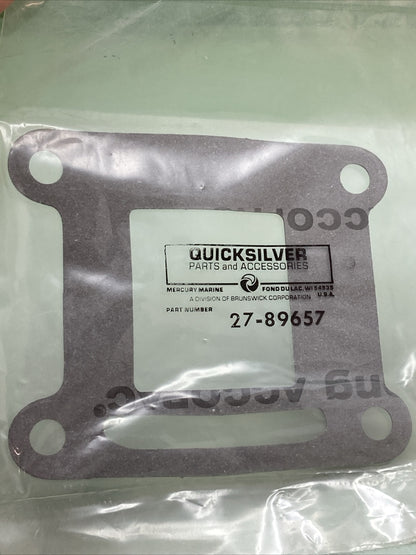 New GENUINE MERCURY QUICKSILVER 27-89657 ELBOW AND RESERVOIR TO MANIFOLD GASKET
