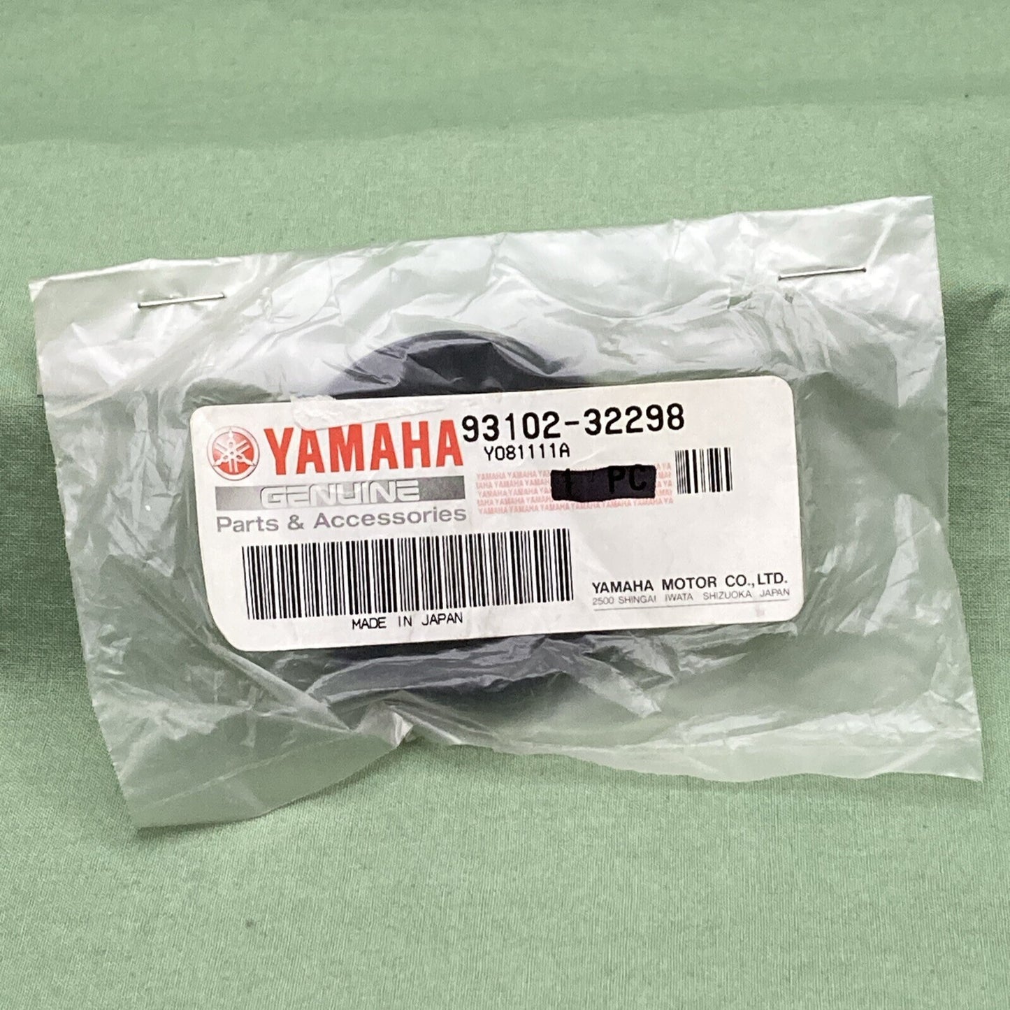 NEW GENUINE YAMAHA 93102-32298 REAR WHEEL Oil Seal, Sd - Type