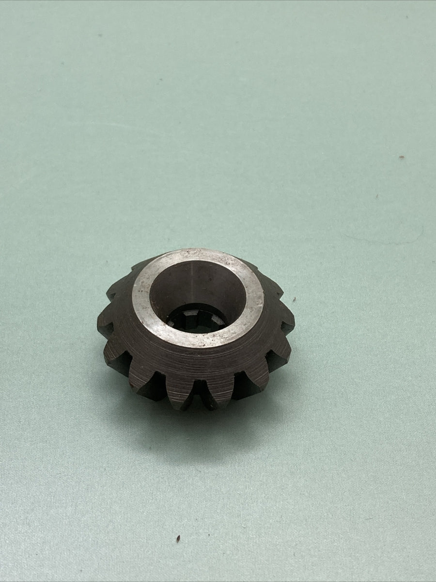 New GENUINE QUICKSILVER 43-31419 GEAR, PINION-DRIVE SHAFT, NLA