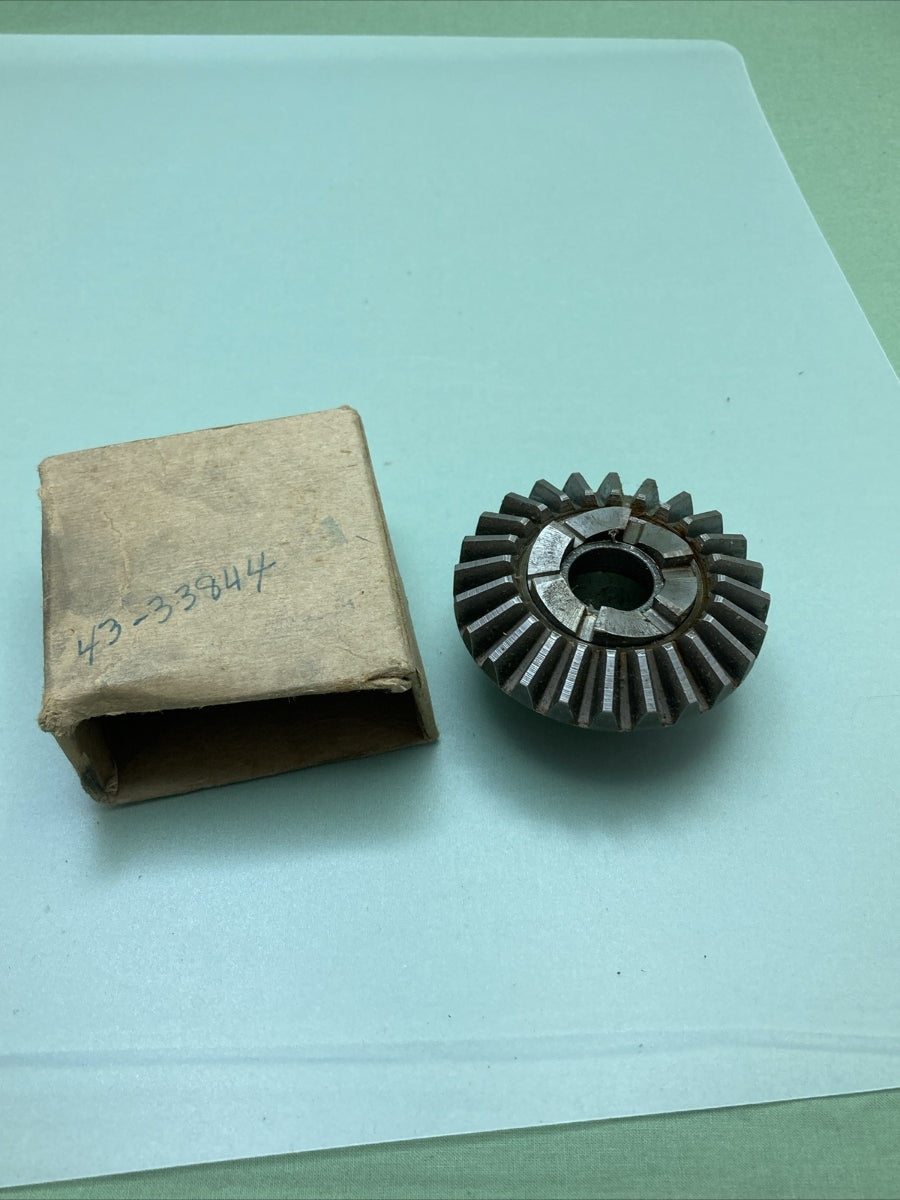 New MERCURY 43-33844 PROPELLER GEAR