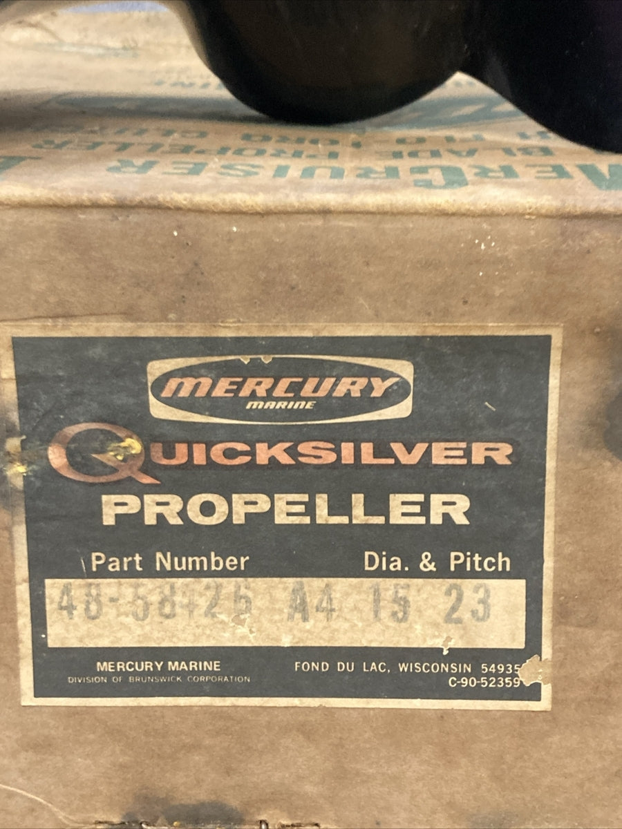 NEW GENUINE MERCURY QUICKSILVER 48-58426 A4 3 BLADE ALUMINUM PROPELLER 15" DIA