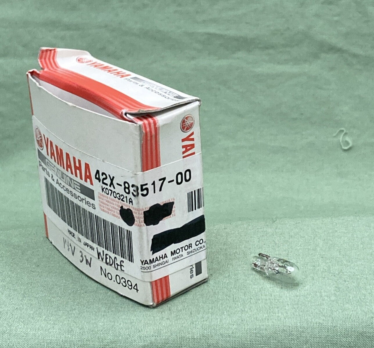 NEW GENUINE YAMAHA 42X-83517-00 METER Bulb (14V - 34W)