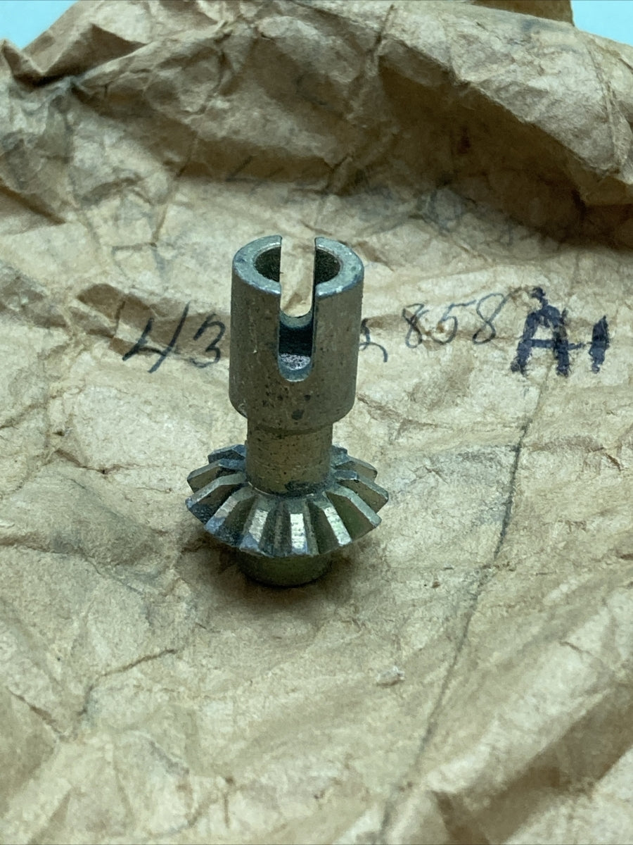 New QUICKSILVER 43-22858A1 GEAR AND COUPLING ASSEMBLY