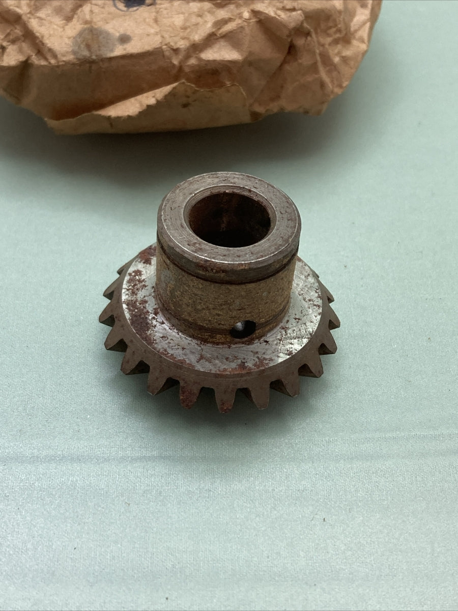 New GENUINE QUICKSILVER 43-22443 PROP GEAR
