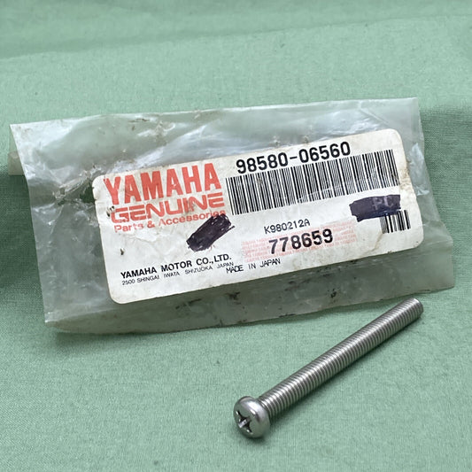 NEW GENUINE YAMAHA 98580-06560 CRANKCASE Screw, Pan Head
