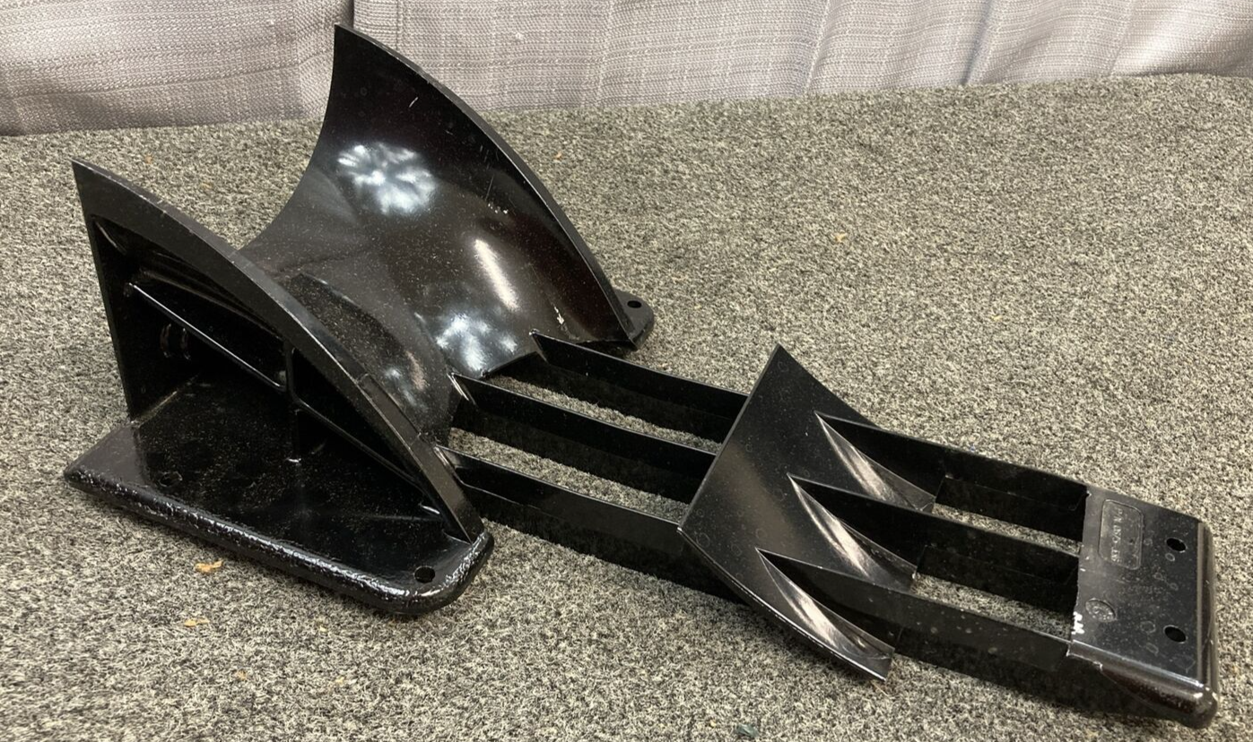 New GENUINE ARTIC CAT 0675-336 GRATE, INLET-SCOOP