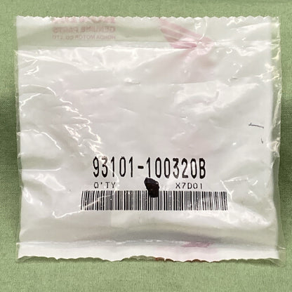 NEW GENUINE HONDA 93101-10032-0B HANDLEBAR TOP BRIDGES Bolt, Hex. (10X32)