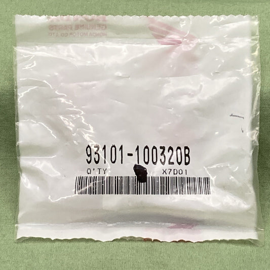 NEW GENUINE HONDA 93101-10032-0B HANDLEBAR TOP BRIDGES Bolt, Hex. (10X32)