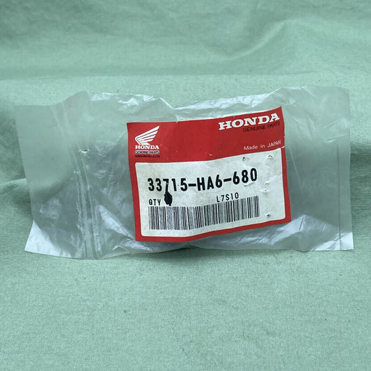 NEW GENUINE HONDA 33715-HA6-680 RUBBER, TAILLIGHT SETTING BLACK