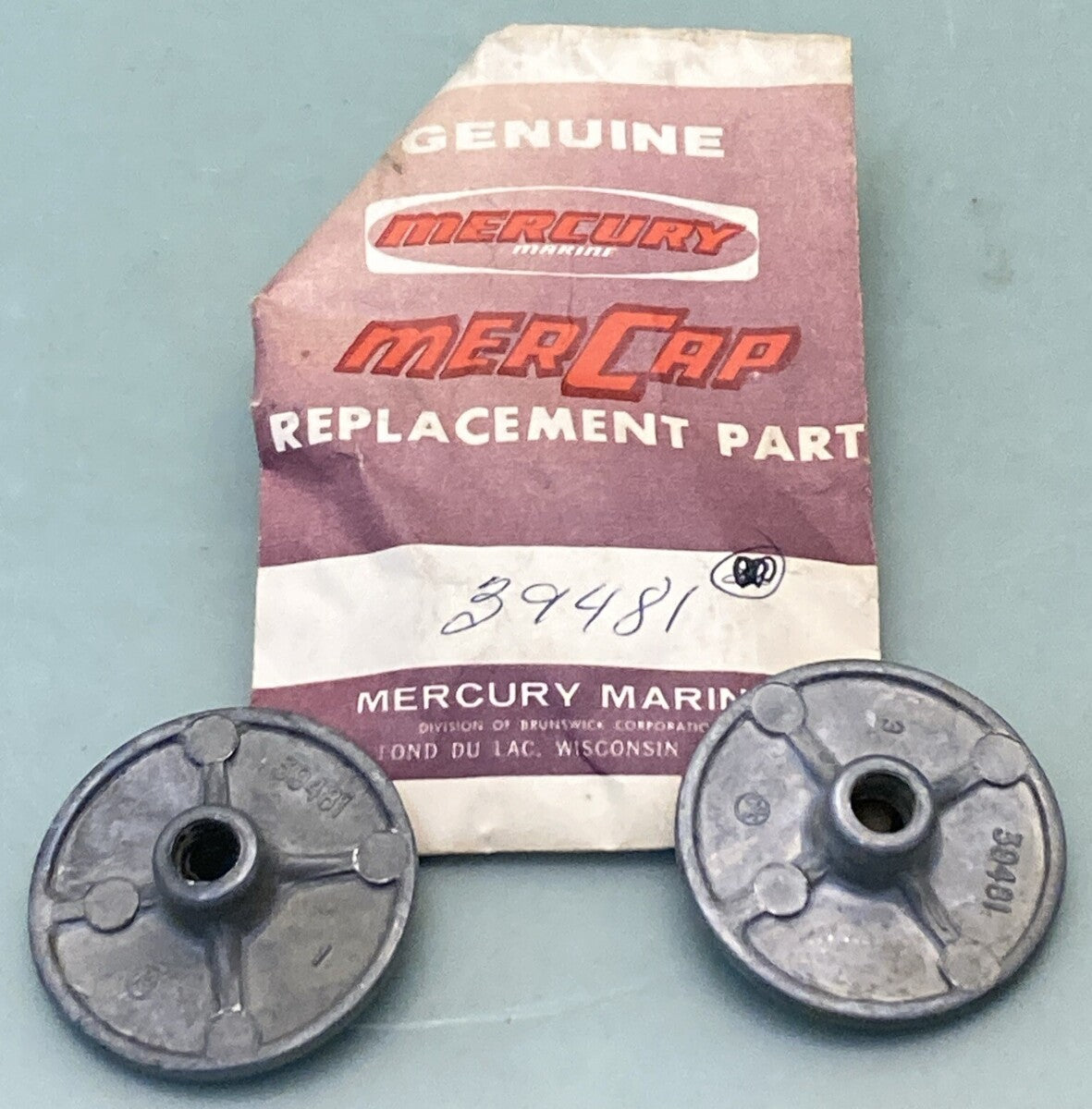 QTY 2 NEW GENUINE MERCURY QUICKSILVER 39481 UPPER MOUNT COVER