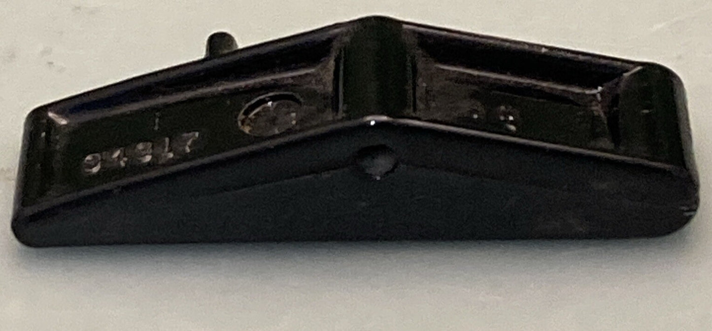 NEW GENUINE MERCURY QUICKSILVER 94917 LATCH