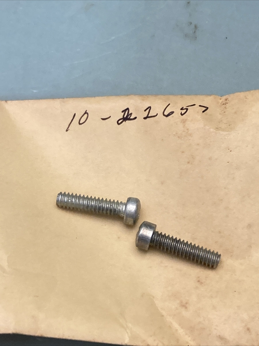 QTY 2 NEW REPLACES MERCURY QUICKSILVER 10-22657 SCREW