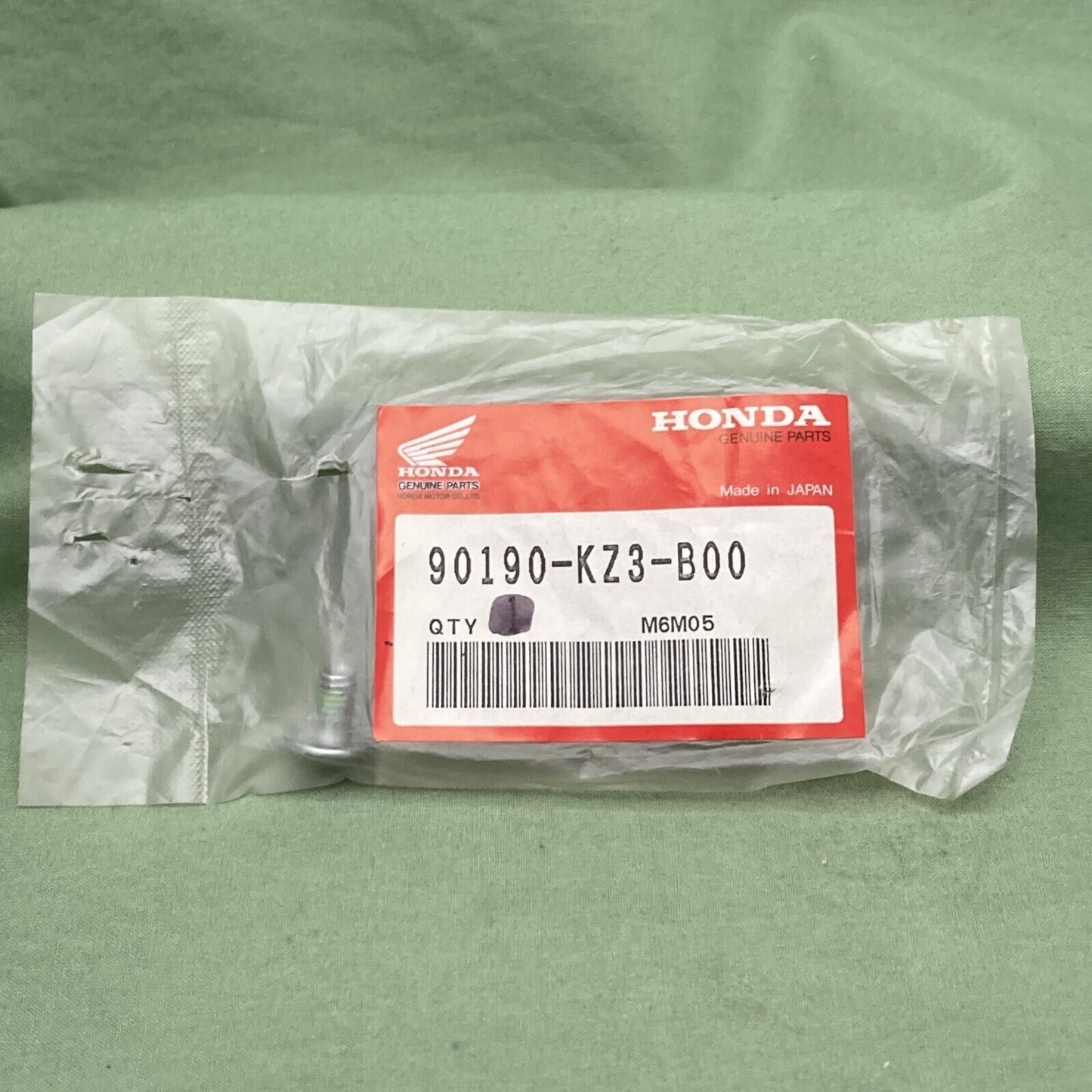 NEW GENUINE HONDA 90190-KZ3-B00 REAR BRAKE CALIPER Screw (6X10)