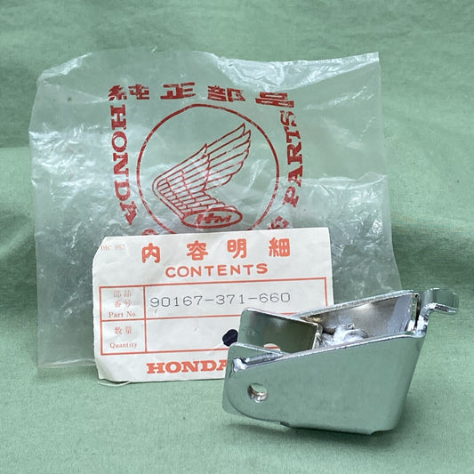 NEW GENUINE HONDA 90167-371-660 Bracket, Pillion Step