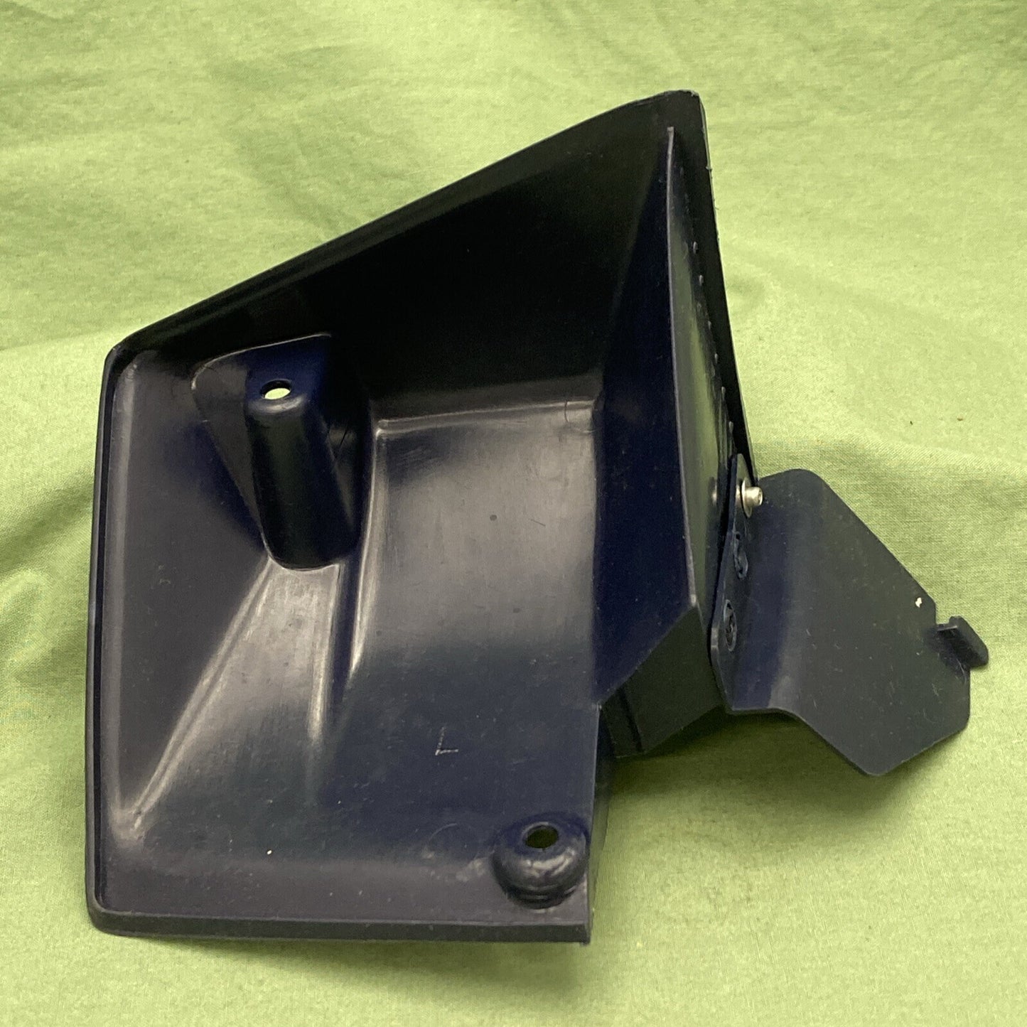 NEW GENUINE HONDA 53225-KN7-670ZB COVER, L. FR. TURN SIGNAL *PB138* SPATIAL BLUE