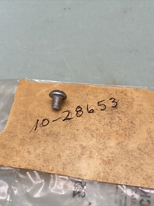 QTY 2 NEW GENUINE MERCURY QUICKSILVER 10-28653 SCREW