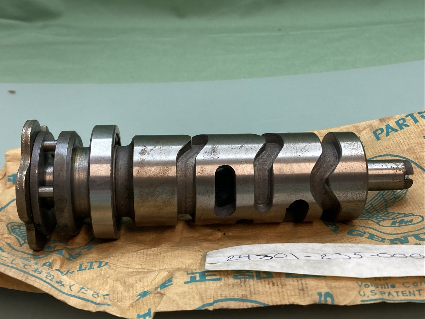 NEW GENUINE HONDA 24301-235-000 DRUM, GEARSHIFT