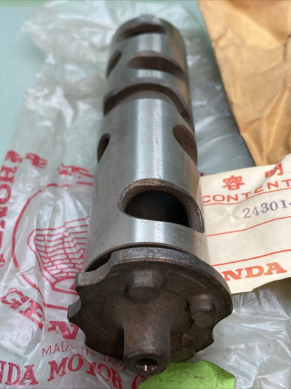 NEW GENUINE HONDA 24301-268-000 DRUM, GEARSHIFT