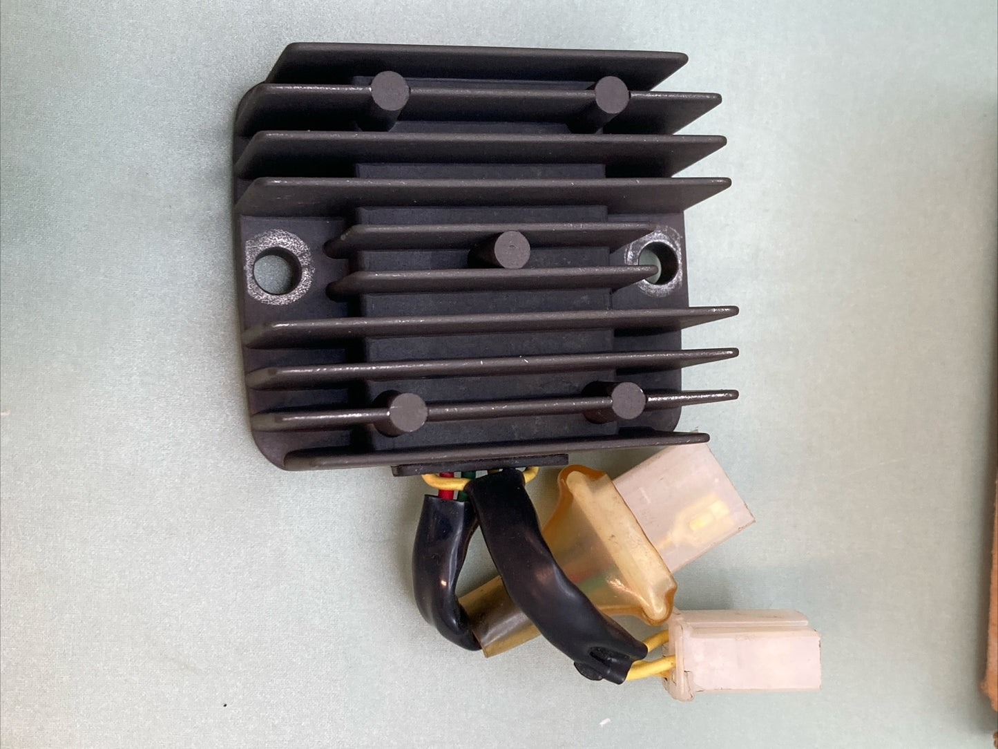 NEW GENUINE HONDA 31600-KR3-671 RECTIFIER ASSY. REGULATOR SUPER 31600-KR3-690