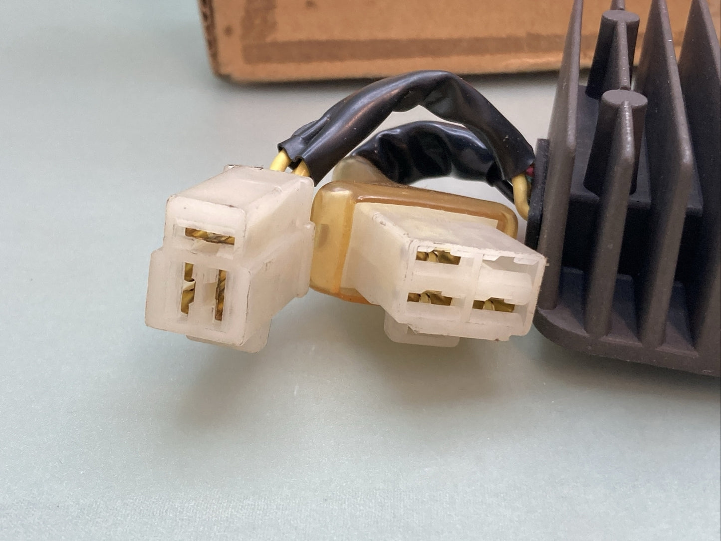 NEW GENUINE HONDA 31600-KR3-671 RECTIFIER ASSY. REGULATOR SUPER 31600-KR3-690