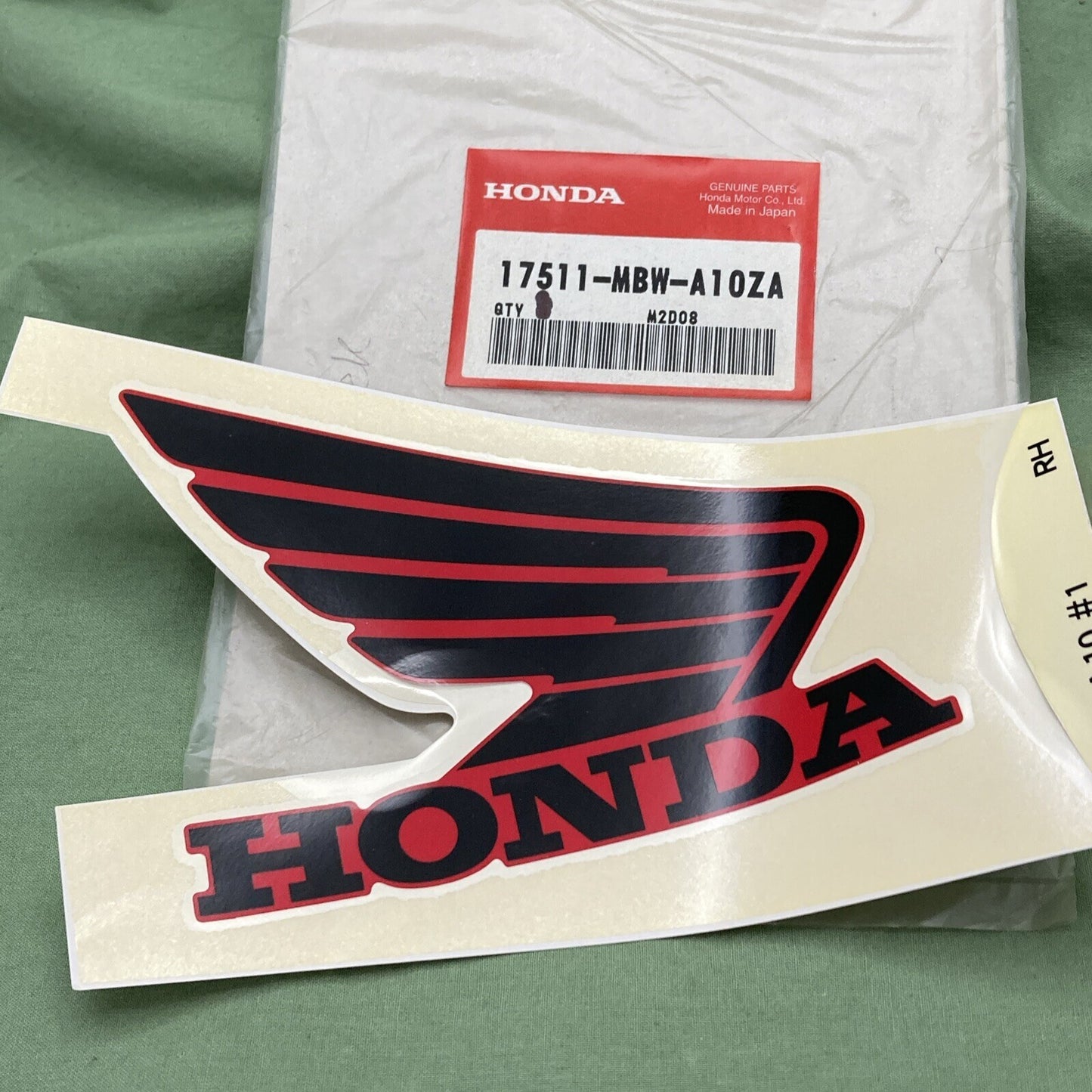 NEW GENUINE HONDA 17511-MBW-A10ZA MARK, R. FUEL TANK (TYPE1)