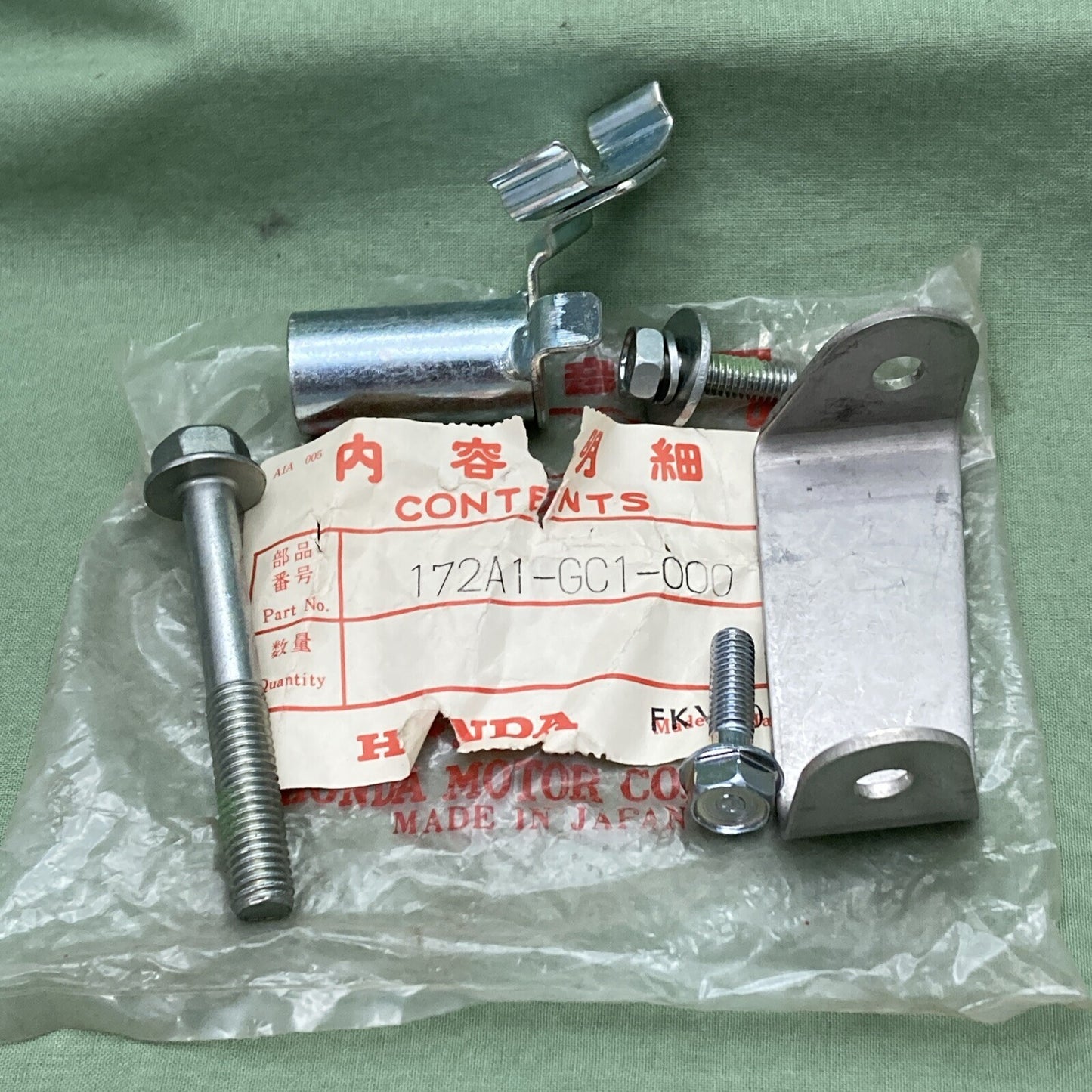 NEW GENUINE HONDA 172A1-GC1-000 BRACKET MOUNTING KIT