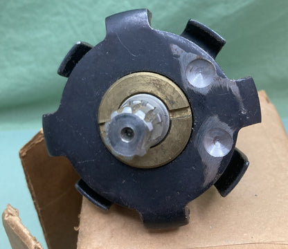 NEW GENUINE MERCURY QUICKSILVER 333-3198A1 IGNITION DRIVER SHAFT