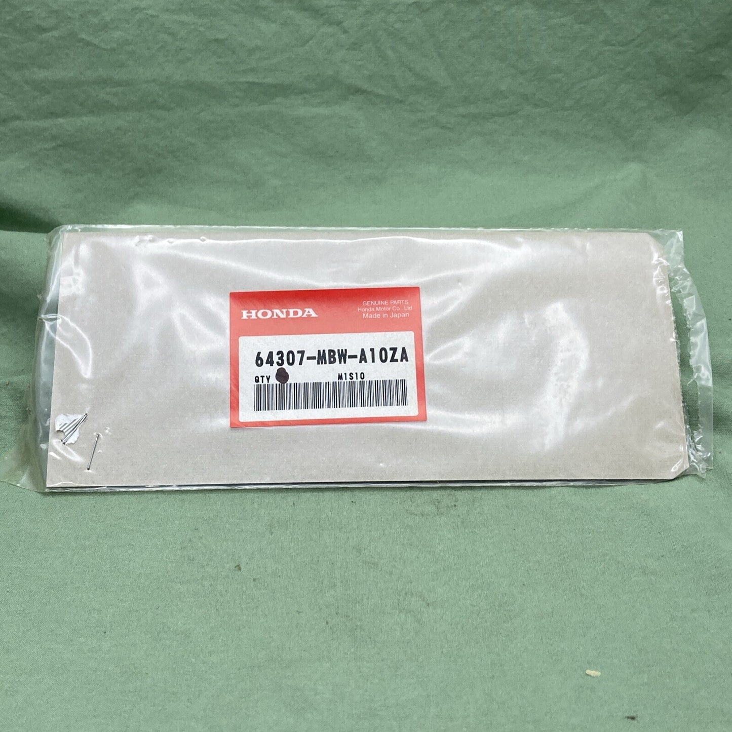 NEW GENUINE HONDA 64307-MBW-A10ZA Stripe B, R. (TYPE1)
