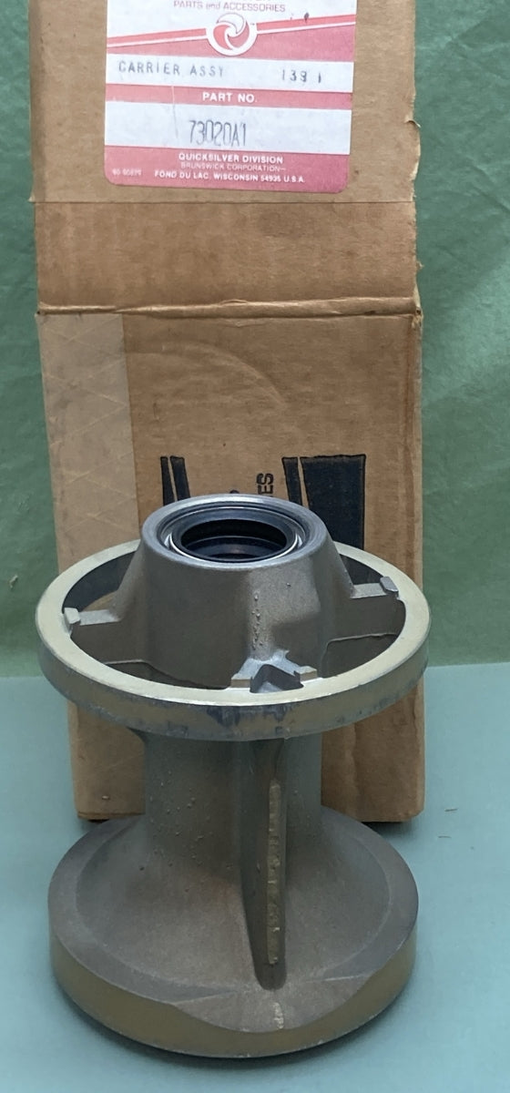 NEW GENUINE MERCURY QUICKSILVER 7302A1 CARRIER ASSEMBLY