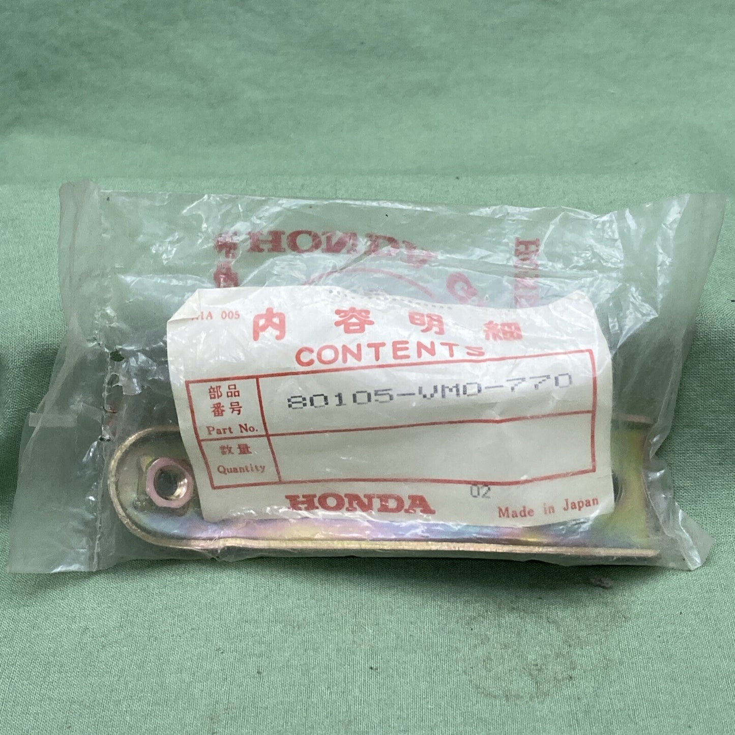 NEW GENUINE HONDA 80105-VM0-770 BRACKET, REAR FENDER (A)