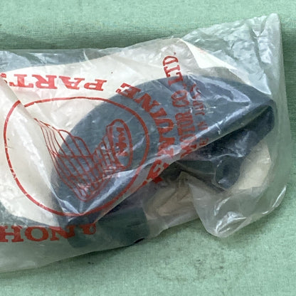 NEW GENUINE HONDA 53168-357-000 HOUSING B, GRIP