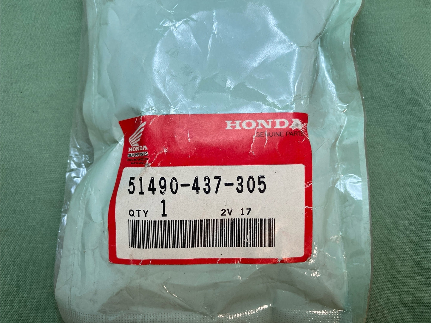 NEW GENUINE HONDA 51490-437-305 SEAL SET, FR. FORK