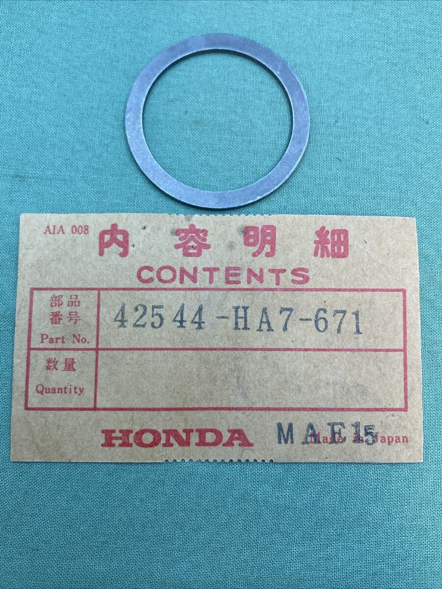 QTY 2 NEW GENUINE HONDA 42544-HA7-671 SEAT D, DIFFERENTIAL CLUTCH SPRING (1.60)