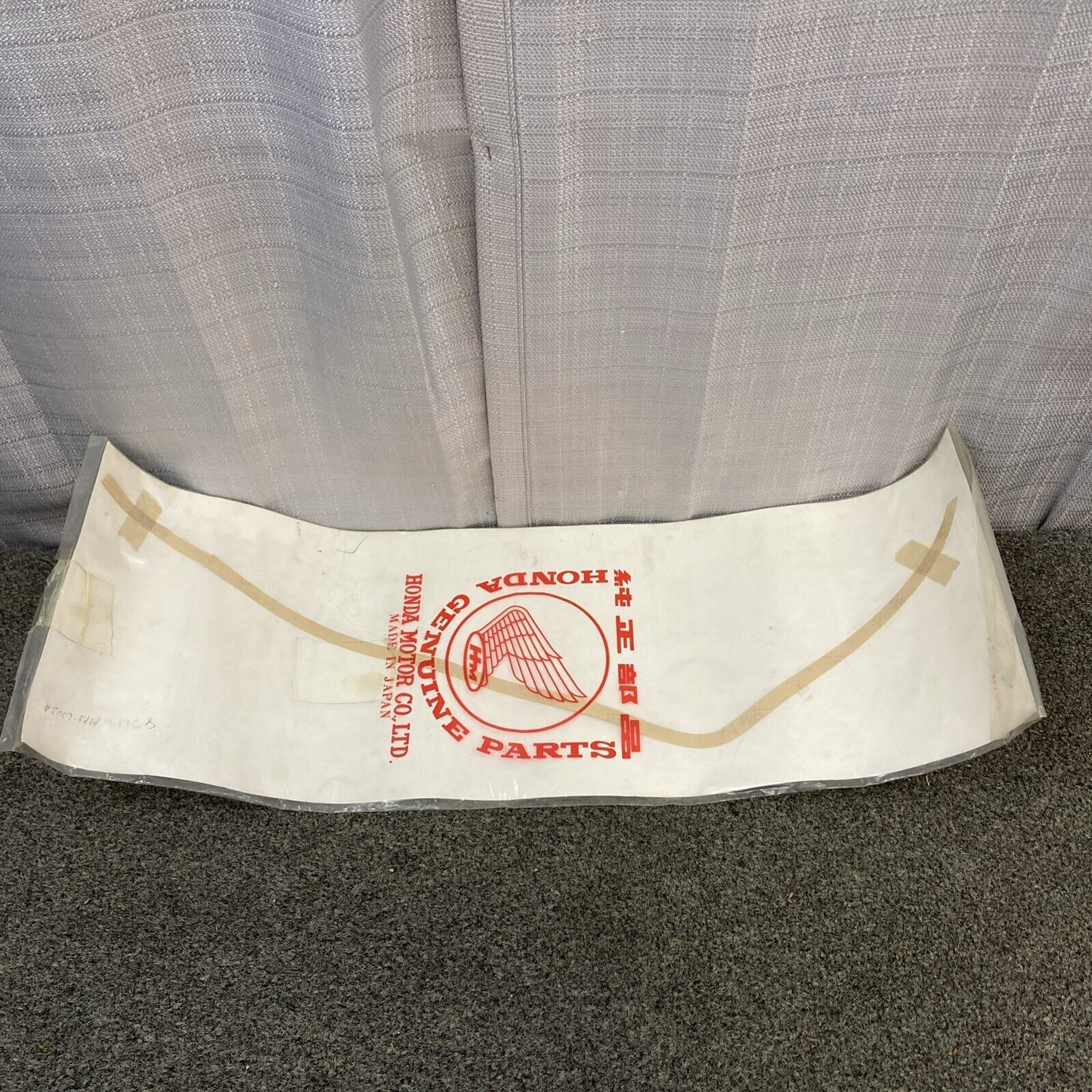 NEW GENUINE HONDA 83613-MK8-680ZA STRIPE, L. SIDE COVER (TYPE1)