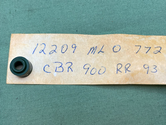 NEW REPLACES HONDA 12209-ML0-772 SEAL, VALVE STEM
