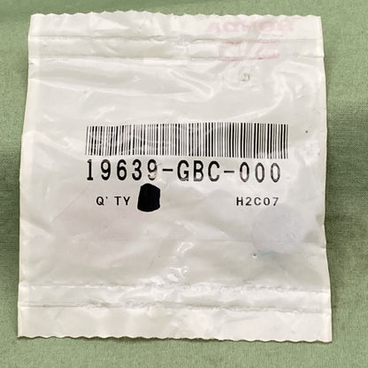 NEW GENUINE HONDA 19639-GBC-000 FRONT FENDER MOUNTING RUBBER