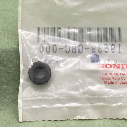 NEW GENUINE HONDA 19639-GBC-000 FRONT FENDER MOUNTING RUBBER
