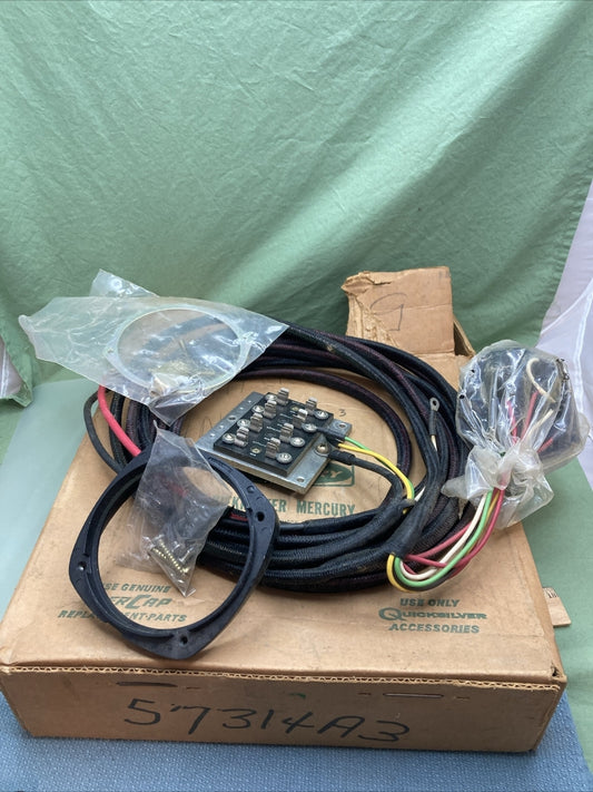 NEW GENUINE MERCURY QUICKSILVER 57314A3 SWITCH PANEL ASSEMBLY