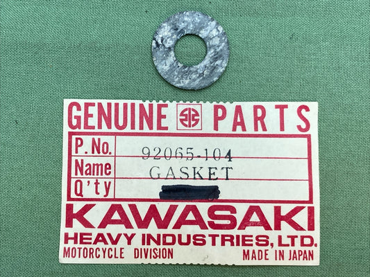 QTY 2 NEW GENUINE KAWASAKI 92065-104 GASKET,TACHO GEAR